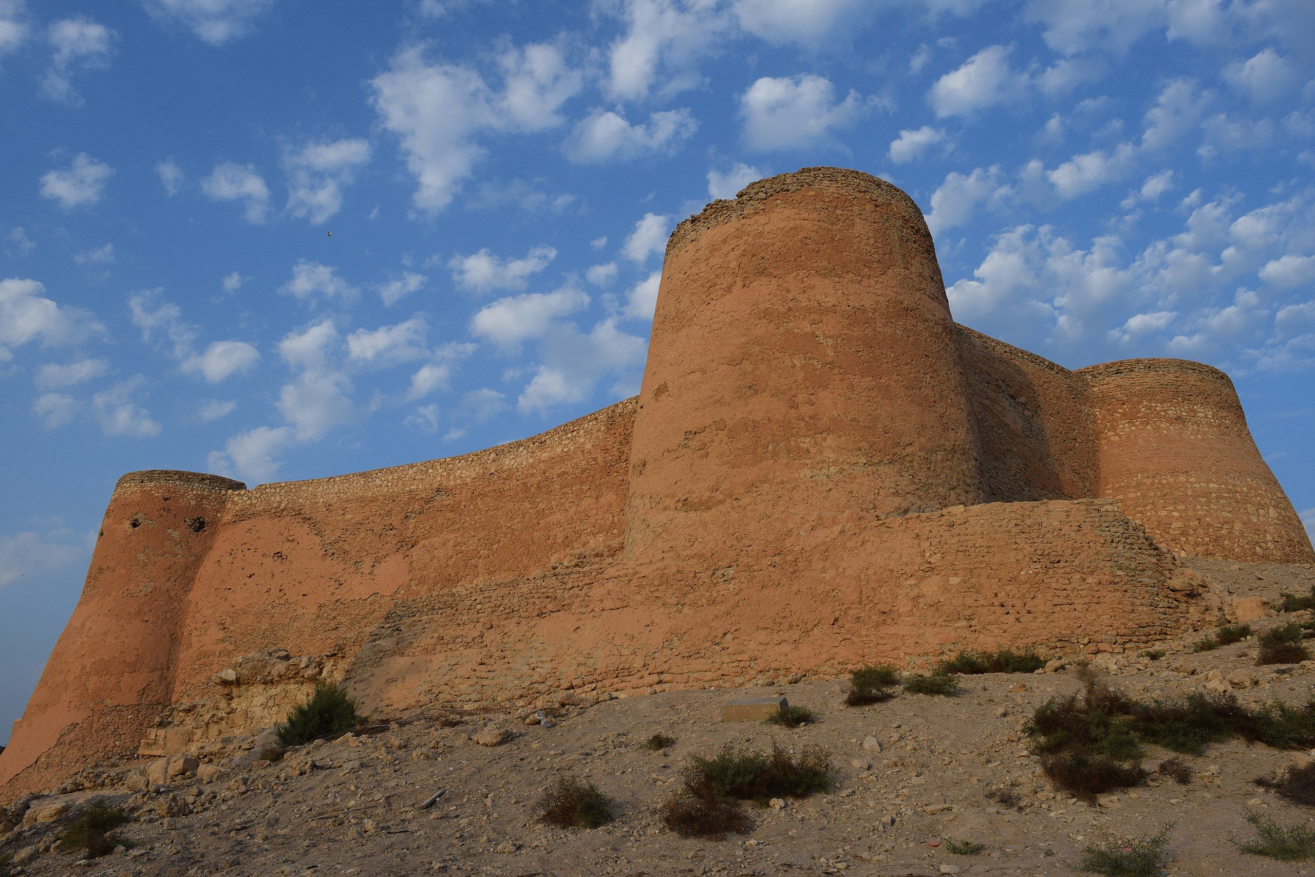 Historic Tarout Castle - Aqar App