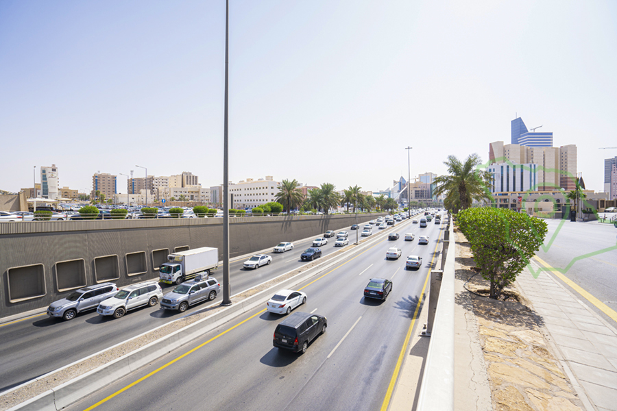 طريق الملك فهد في الرياض